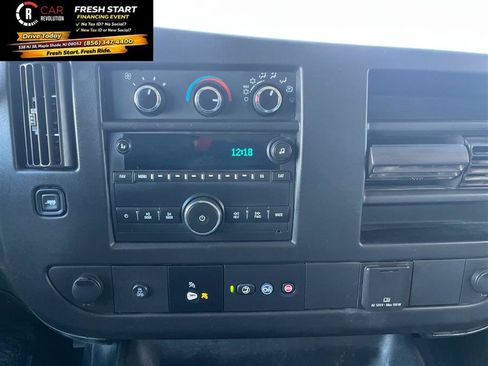 Used 2018 GMC Savana 3500 Extended image 14