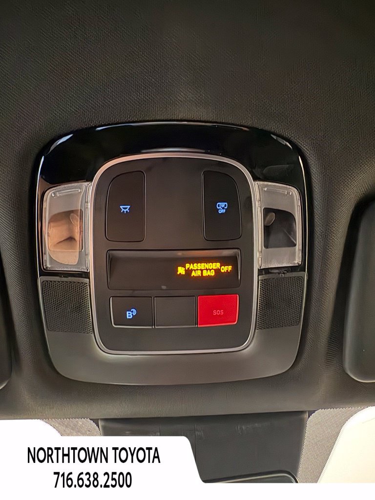Used 2025 Hyundai Santa Cruz SEL AWD/4WD image 12