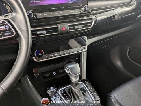 Certified 2023 Kia Seltos EX image 22