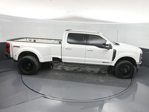 Used 2023 Ford F350 Lariat w/ Lariat Ultimate Package AWD/4WD image 44