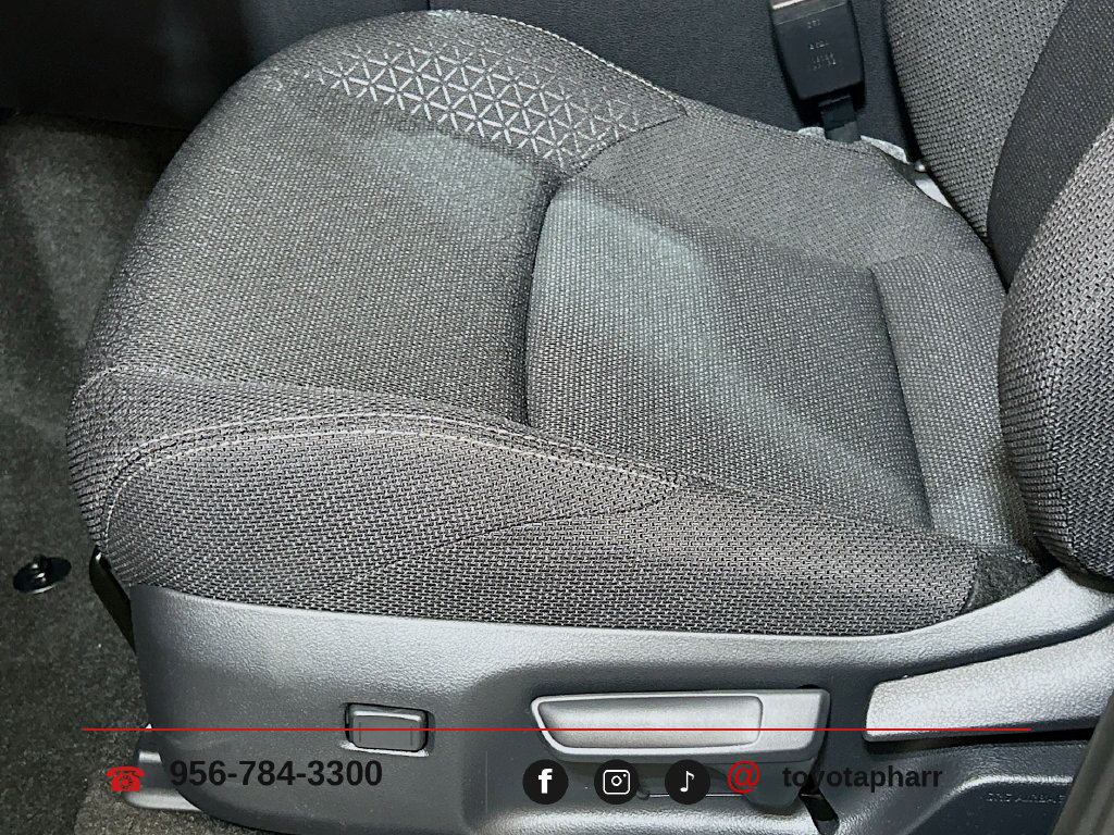 New 2026 Toyota 4Runner SR5 AWD/4WD image 18