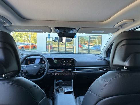 New 2026 Kia Sportage EX w/ EX Panorama Roof Package image 24
