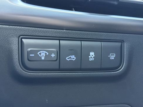 Used 2025 Hyundai Santa Cruz Limited AWD/4WD image 26