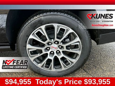 New 2026 GMC Yukon XL Denali image 18