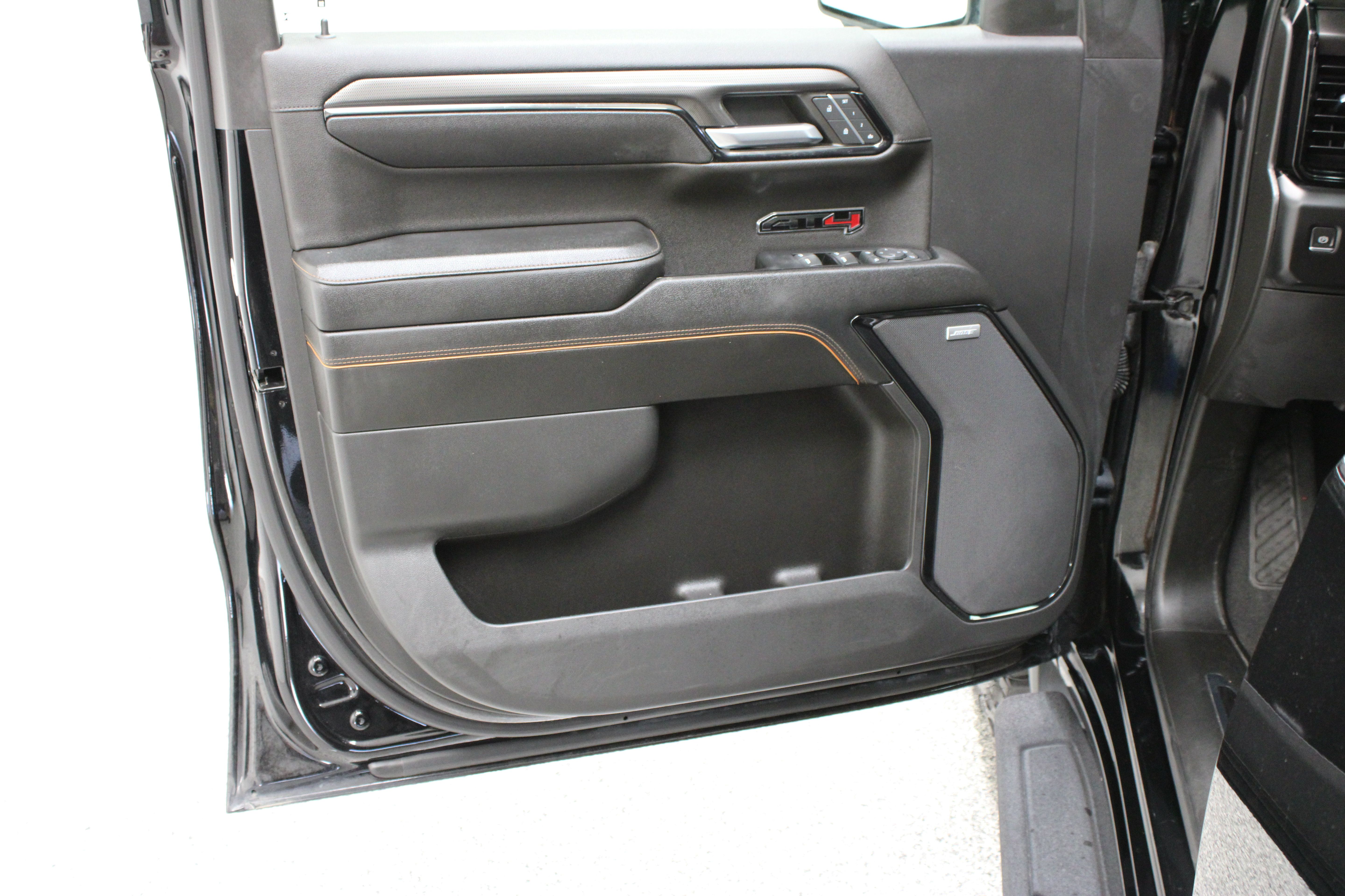 Used 2023 GMC Sierra 1500 AT4 w/ AT4 Preferred Package AWD/4WD image 15