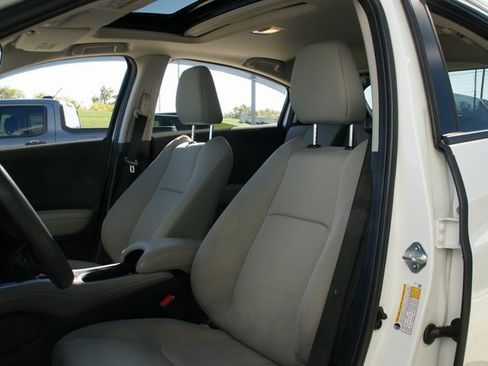 Used 2022 Honda HR-V EX image 13