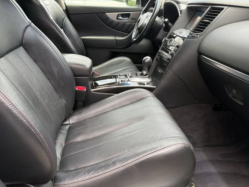 Used 2017 INFINITI QX70 2WD w/ Premium Package image 40