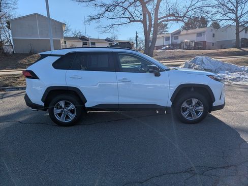 Used 2023 Toyota RAV4 XLE image 7