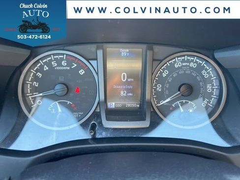 Used 2022 Toyota Tacoma TRD Sport w/ Black Out Package (TMS) AWD/4WD image 18