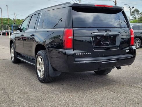 Used 2015 Chevrolet Suburban LT AWD/4WD image 15
