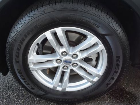 Used 2020 Ford Explorer XLT w/ Comfort Package image 52