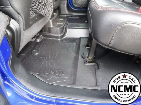 Used 2018 Jeep Wrangler Unlimited Rubicon image 43