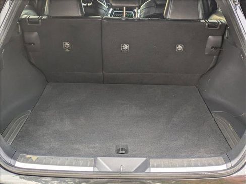 Used 2023 Toyota Venza Nightshade image 6