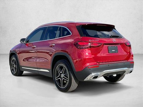 New 2026 Mercedes-Benz GLA 250 image 3