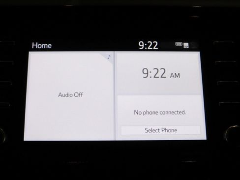 Used 2022 Toyota Camry SE image 22