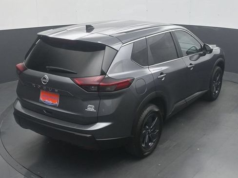 Used 2026 Nissan Rogue SV FWD image 24