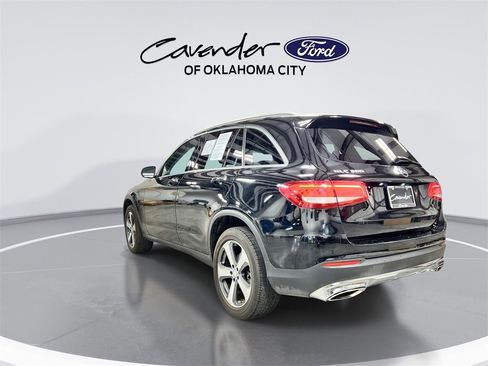 Used 2017 Mercedes-Benz GLC 300 4MATIC image 6