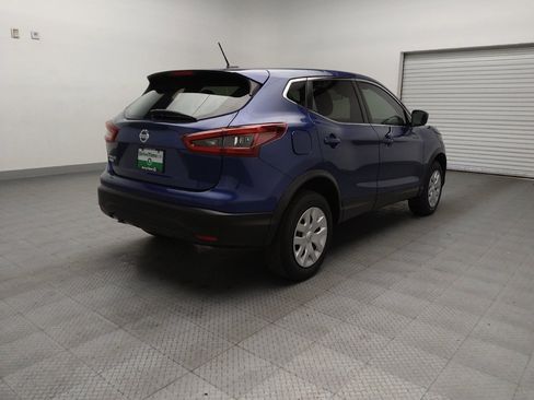 Used 2020 Nissan Rogue Sport S image 9