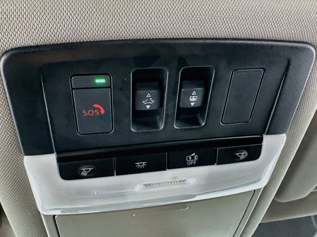 Used 2023 Nissan Rogue SL w/ SL Premium Package AWD/4WD image 16