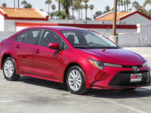 Certified 2026 Toyota Corolla LE w/ LE Premium Package FWD image 5
