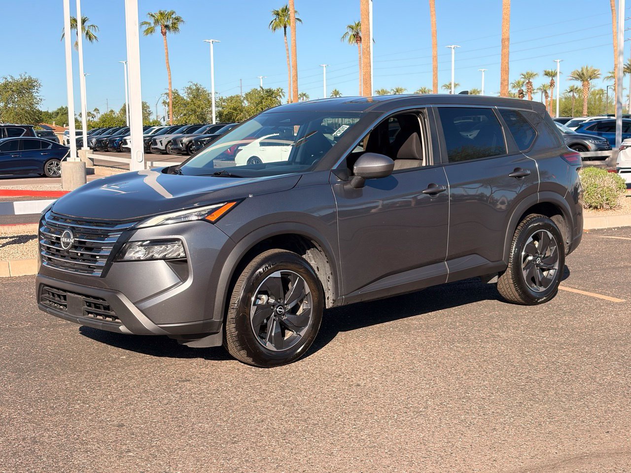 Certified 2025 Nissan Rogue SV FWD image 2