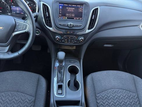Used 2023 Chevrolet Equinox LT FWD image 15