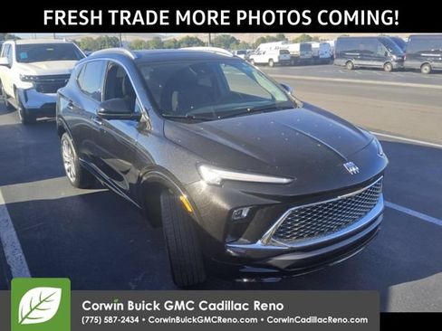 Used 2025 Buick Encore GX Avenir w/ Avenir Technology Package AWD/4WD image 2