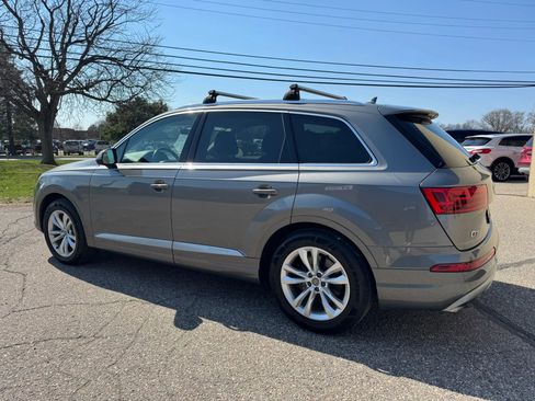 Used 2017 Audi Q7 3.0T Premium Plus AWD/4WD image 6