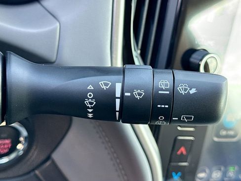 Certified 2025 Subaru Outback Premium image 17