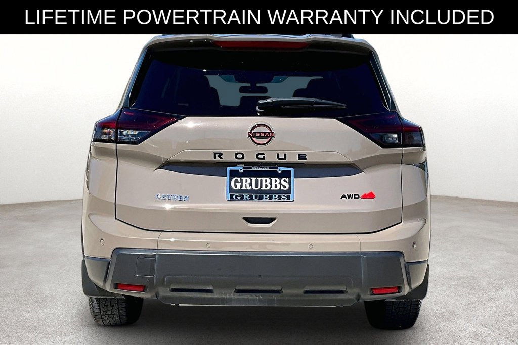 Used 2025 Nissan Rogue SV AWD/4WD image 5