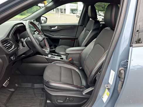 Used 2024 Ford Escape ST-Line w/ Tech Pack #1 AWD/4WD image 16