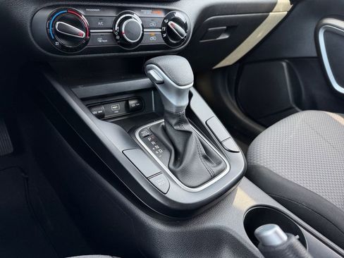 Used 2024 Kia Soul LX w/ Option Group 015 image 23