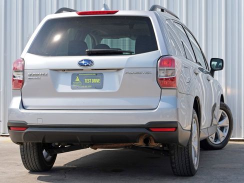 Used 2016 Subaru Forester 2.5i Premium w/ All-Weather Package image 4