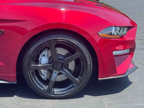 Used 2020 Ford Mustang GT Premium w/ Equipment Group 401A RWD image 38