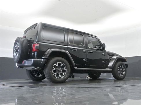 New 2025 Jeep Wrangler Sahara image 29