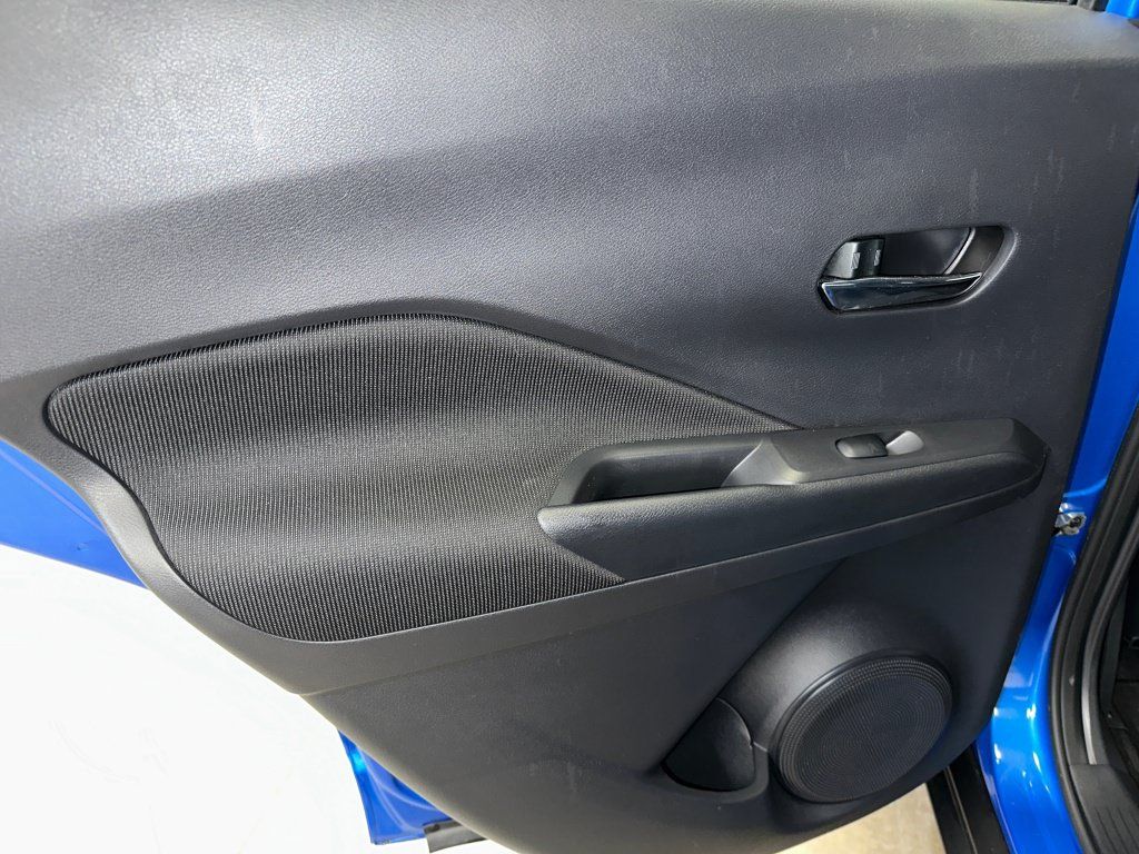 Used 2024 Nissan Kicks SV w/ Exterior Package FWD image 16