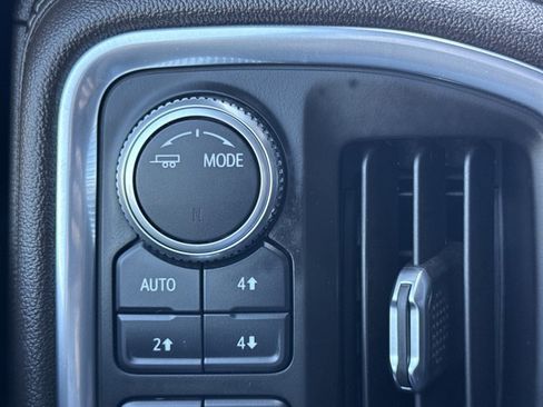 Used 2021 GMC Sierra 1500 SLT AWD/4WD image 22