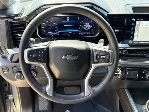 Used 2024 Chevrolet Silverado 1500 LT Trail Boss w/ LT Trail Boss Premium Package AWD/4WD image 31