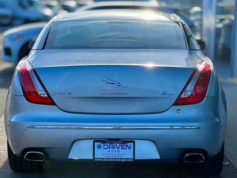 Used 2011 Jaguar XJ L image 4