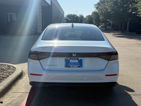 Used 2024 Honda Accord LX image 4
