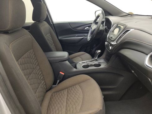 Used 2019 Chevrolet Equinox LT FWD image 21