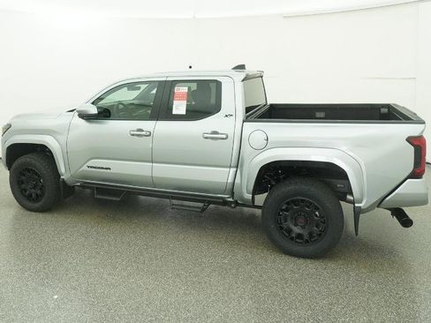 New 2025 Toyota Tacoma SR5 image 81