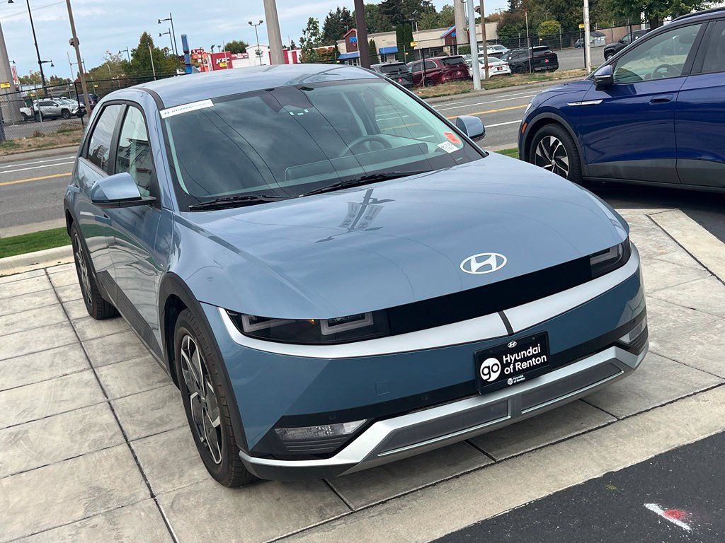 Certified 2024 Hyundai Ioniq 5 SEL RWD image 7