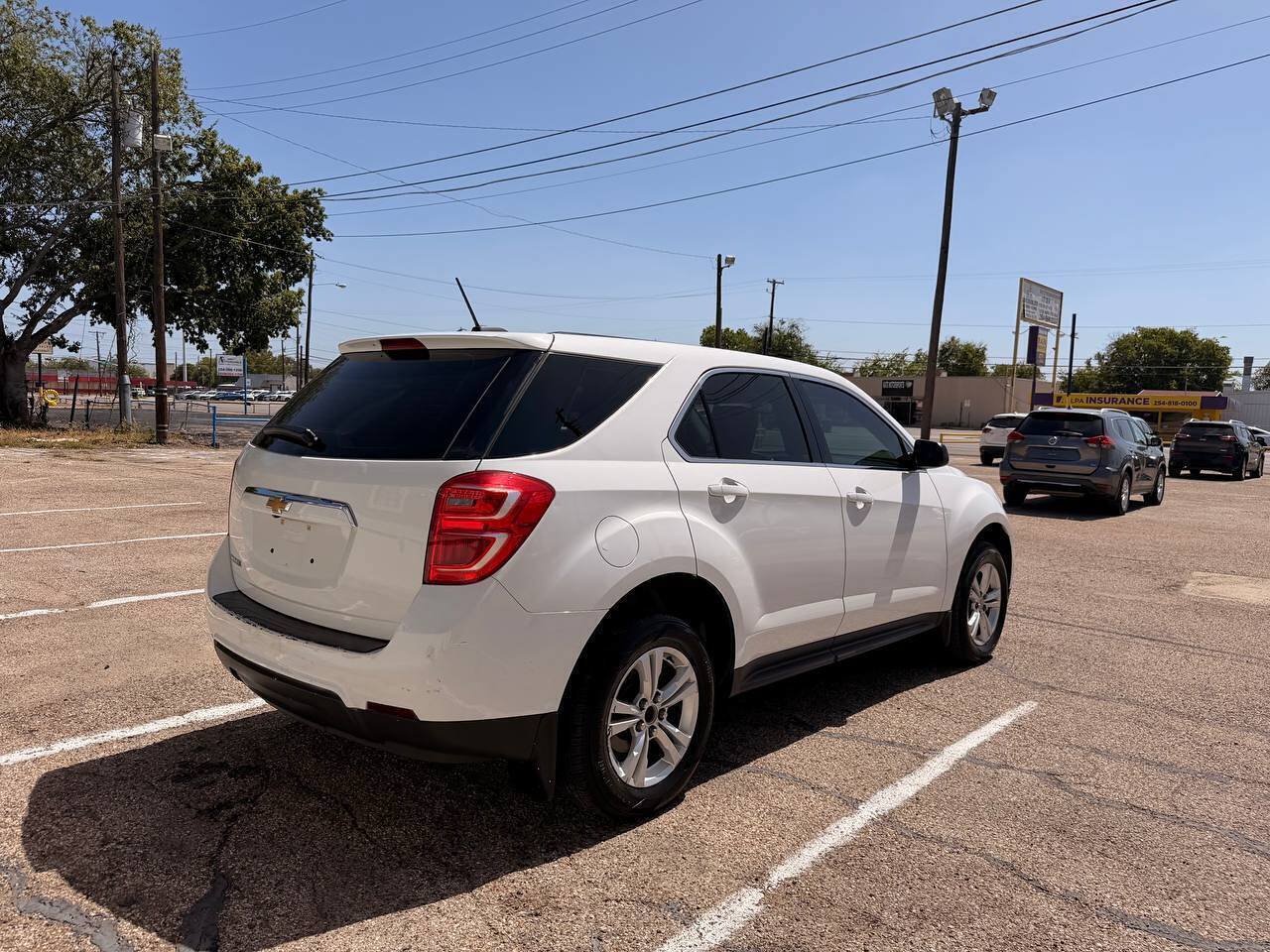 Used 2017 Chevrolet Equinox LS w/ LPO, Protection Package FWD image 6