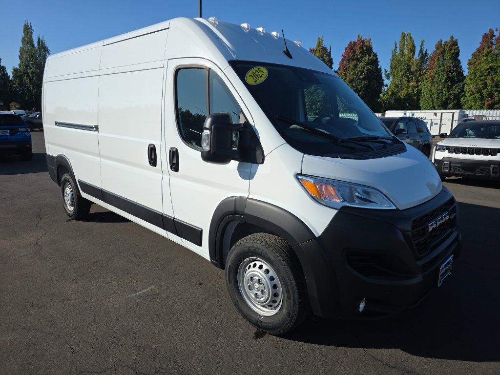 Used 2025 RAM ProMaster 2500 w/ Safety Group FWD image 7