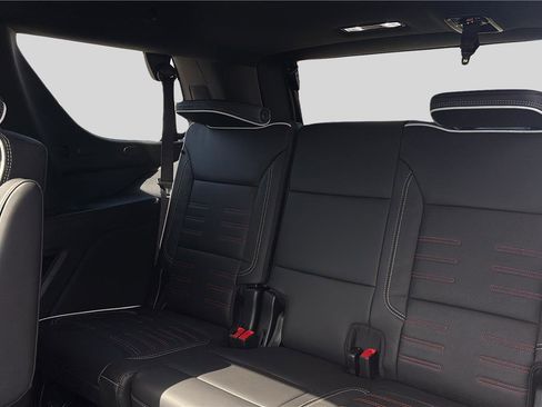 New 2026 GMC Yukon AT4 Ultimate w/ LPO, Floor Liner Package image 20