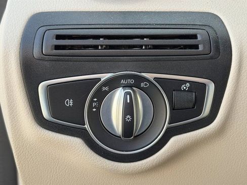 Certified 2022 Mercedes-Benz GLC 300 4MATIC image 19