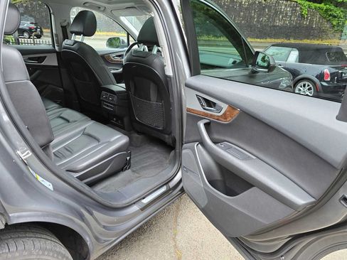 Used 2018 Audi Q7 2.0T Premium Plus AWD/4WD image 13