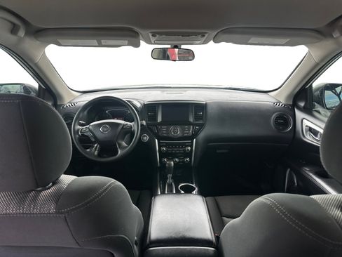 Used 2020 Nissan Pathfinder S image 10