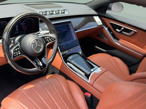 Certified 2023 Mercedes-Benz S 500 4MATIC w/ Warmth & Comfort Package image 9
